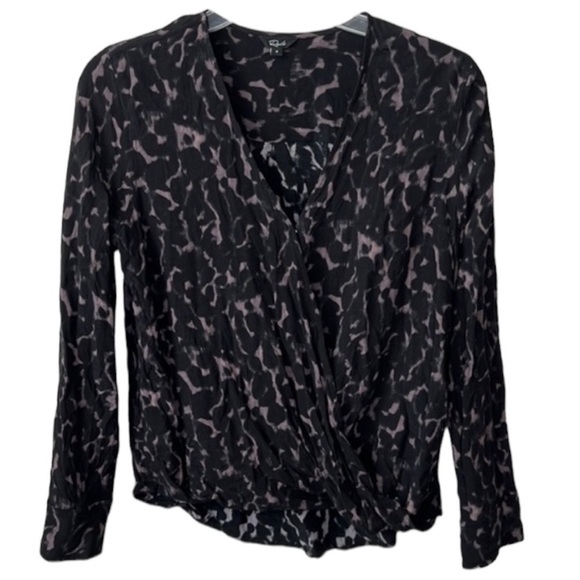 Rails Hillary Diffused Cheetah Animal Print Wrap Top Size S - Picture 7 of 14